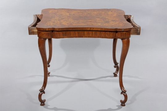 Tavolo da gioco, XVIII secolo 